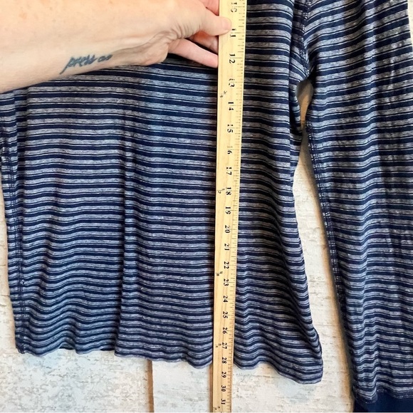 Wallace and Barnes Men's Blue Striped Knit Henley Shirt Top Size Medium - Picture 12 of 14